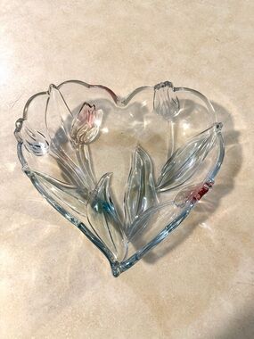 Mikasa Tivoli Crystal Heart Shaped Serving Tray Candy Dish 9.5" Pink Green Red